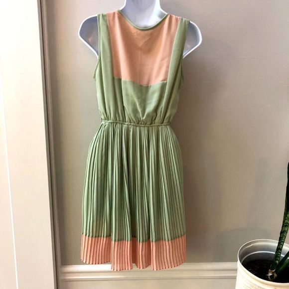 Ya Los Angeles sleeveless peach and green button pleated flare dress size‎ S - Picture 6 of 9